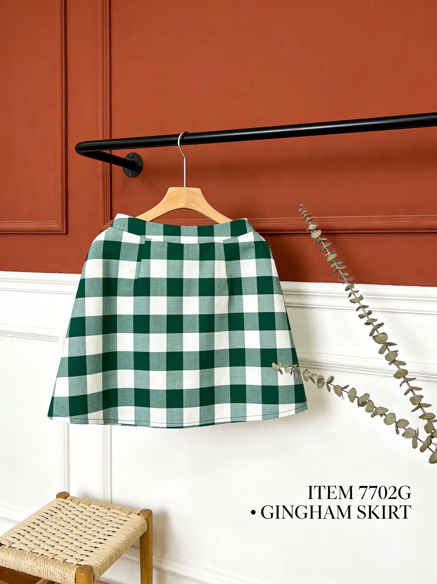 Gingham 7702G green skirt application